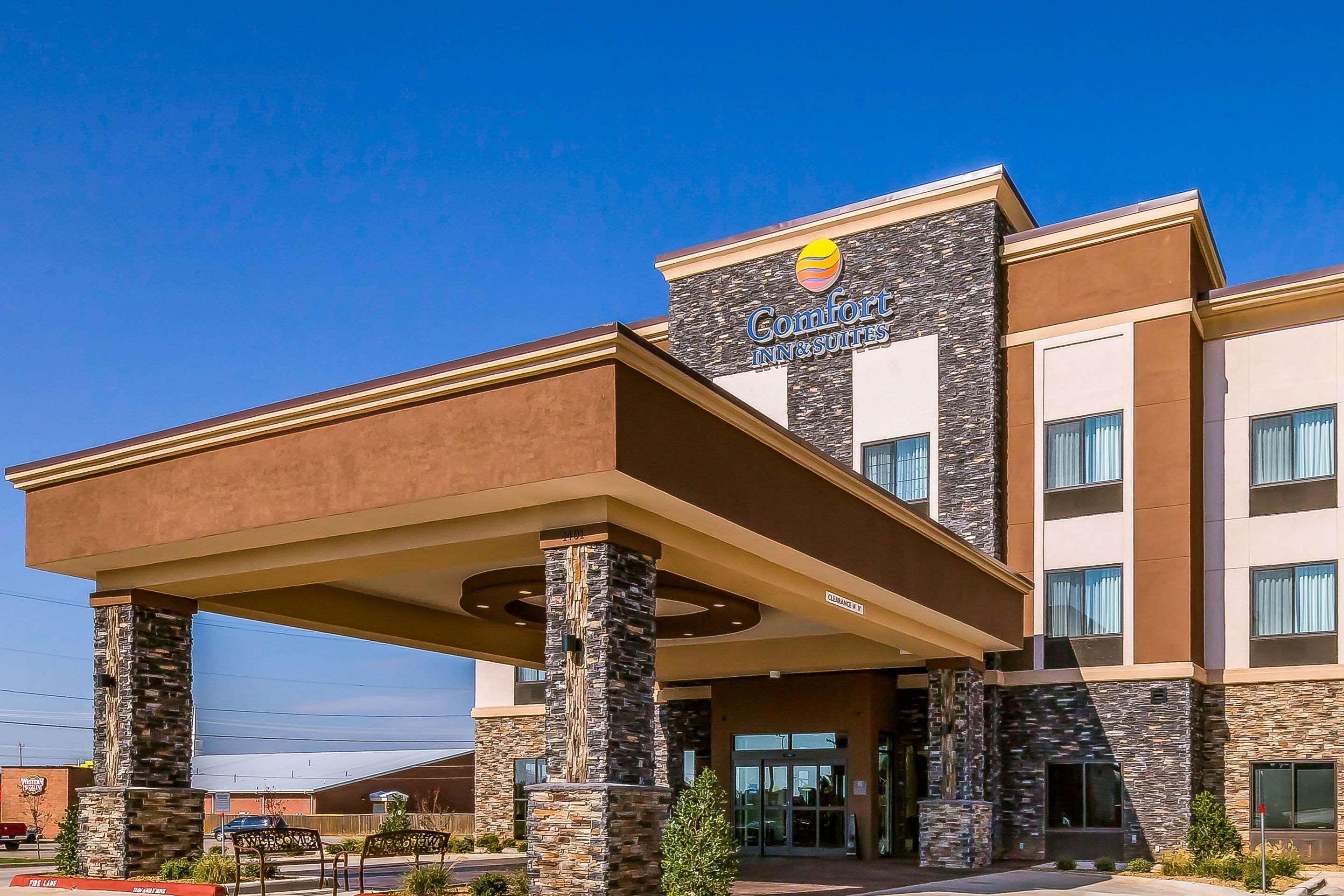 Comfort Inn & Suites Moore - Oklahoma City Exterior photo